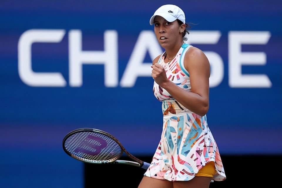 间对媒体开 间对媒体开